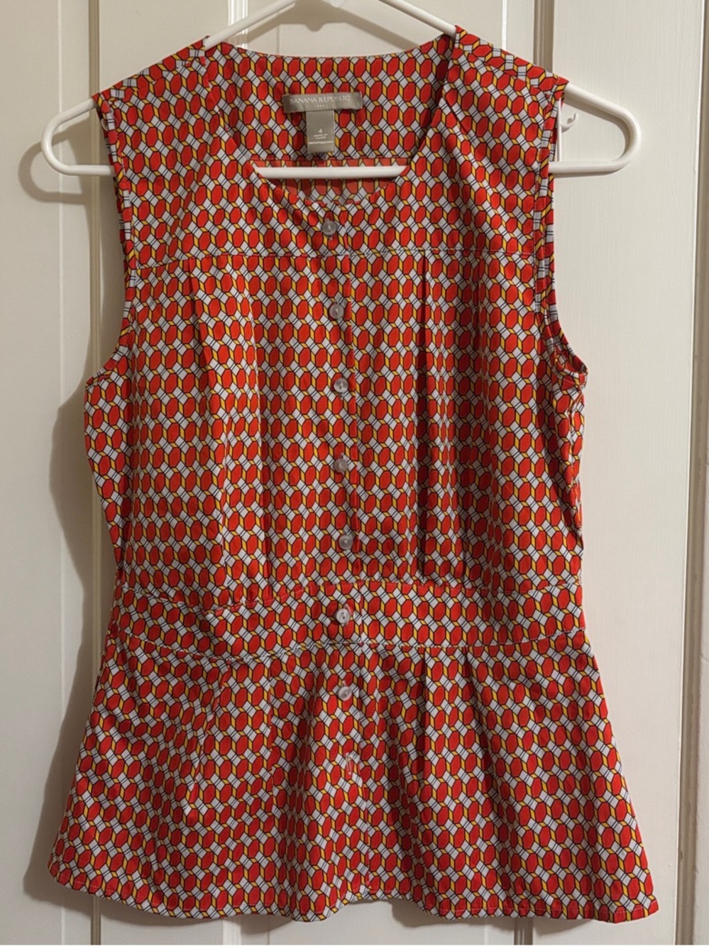 Banana Republic geometric button blouse peplum sz 4